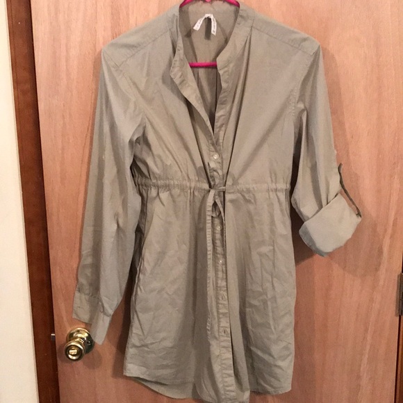 Old Navy Dresses & Skirts - Button down tunic